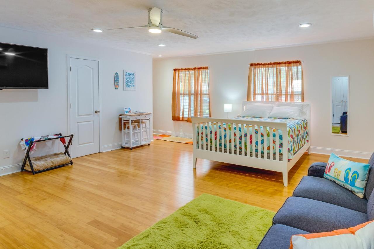 Gulf Breeze Vacation Rental For 2 With Pool Access! Экстерьер фото