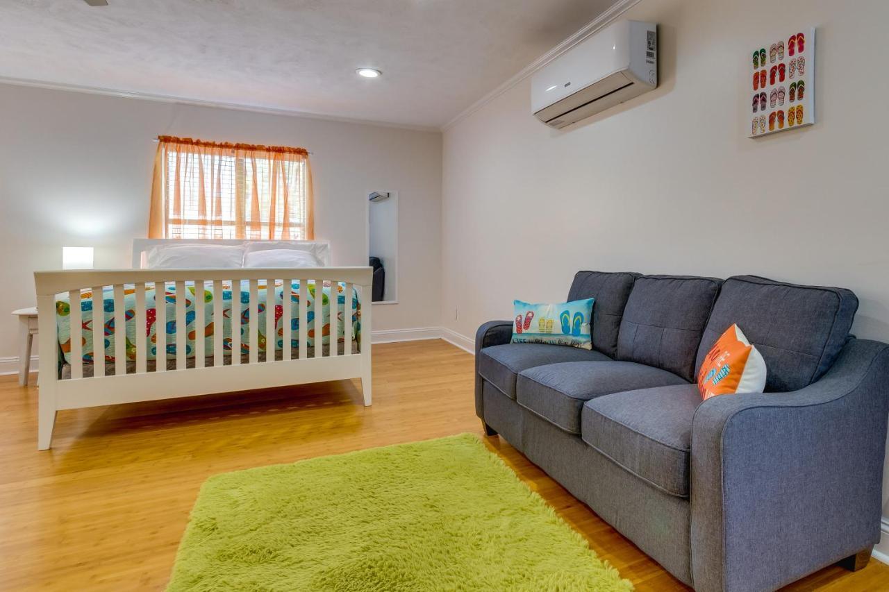 Gulf Breeze Vacation Rental For 2 With Pool Access! Экстерьер фото